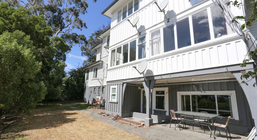  at 1b/6B MacMillan Avenue, Cashmere, Christchurch City, Canterbury