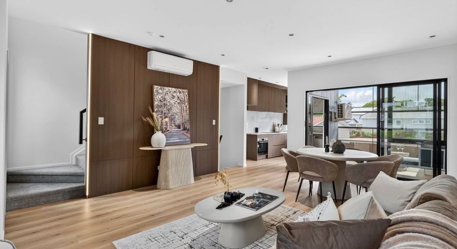  at 4/65 Smale Street, Point Chevalier, Auckland City, Auckland