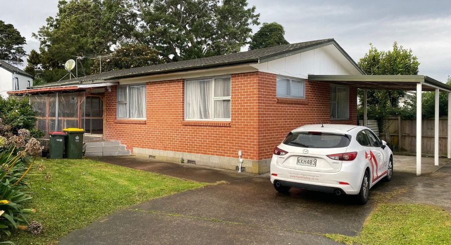  at 165 Edgewater Drive, Pakuranga, Auckland