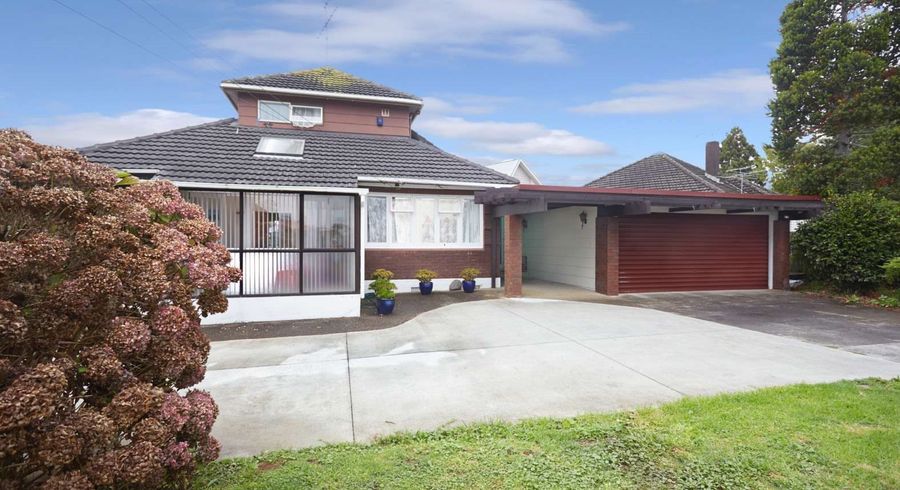  at 52 Somerset Road, Mount Roskill, Auckland City, Auckland
