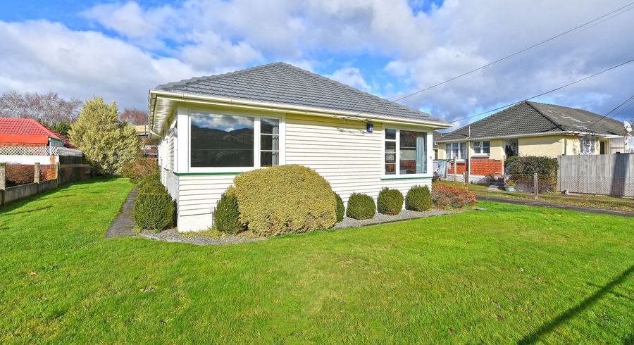  at 33 Marion Street, Silverstream, Upper Hutt