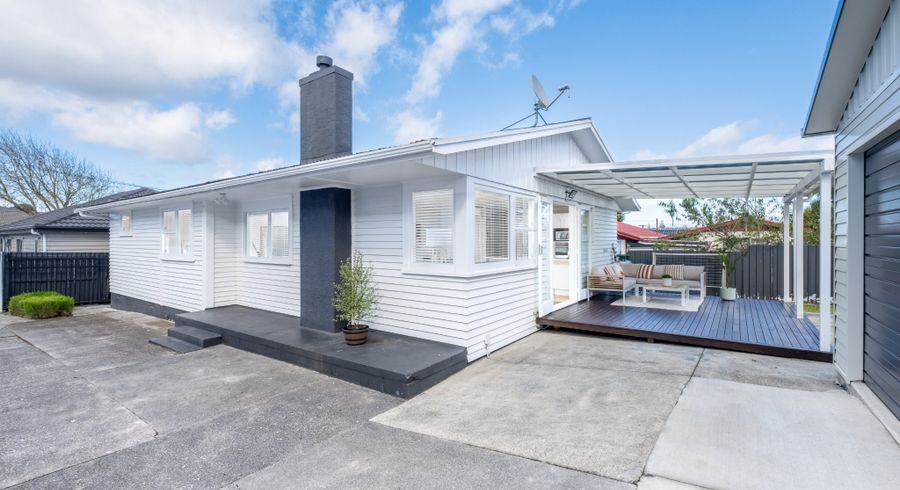  at 8A Grande Vue Road, Papatoetoe, Manukau City, Auckland