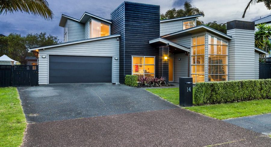  at 14 English Oak Drive, Albany, North Shore City, Auckland