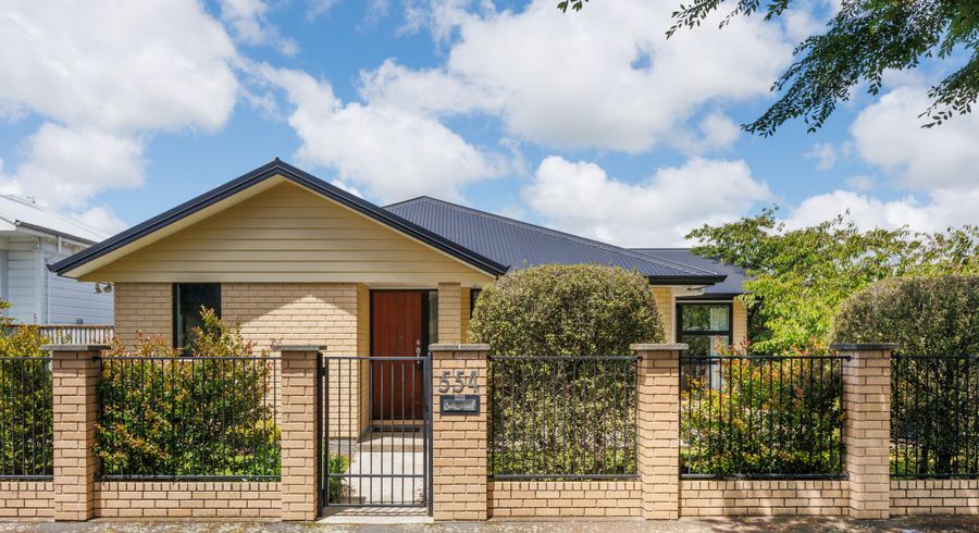  at 554 Church Street, Terrace End, Palmerston North
