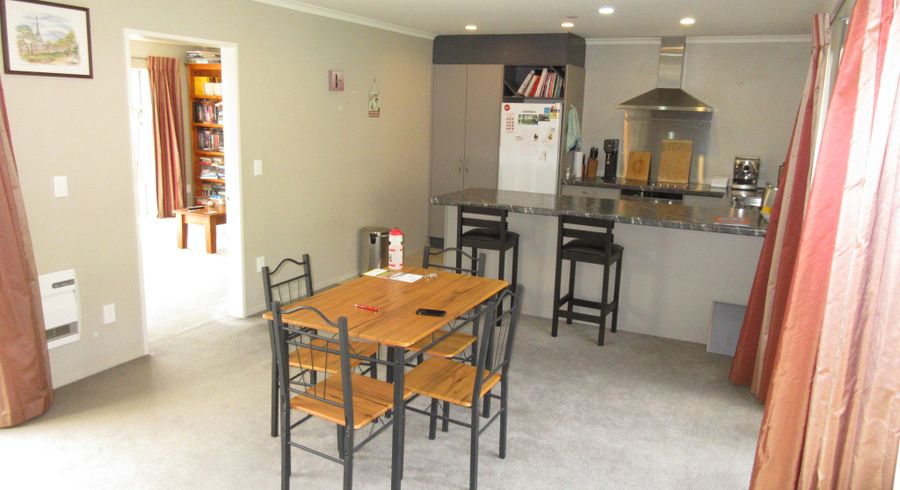  at 52 Evergreen Crescent, Upper Hutt, Upper Hutt, Wellington