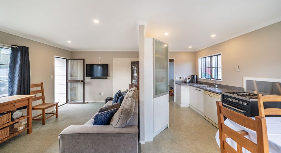  at 6 Edelweiss Grove, Timberlea, Upper Hutt, Wellington