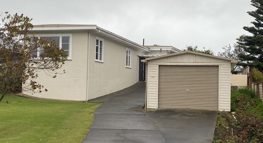  at 44 Bluegum Road, Paraparaumu Beach, Kapiti Coast, Wellington