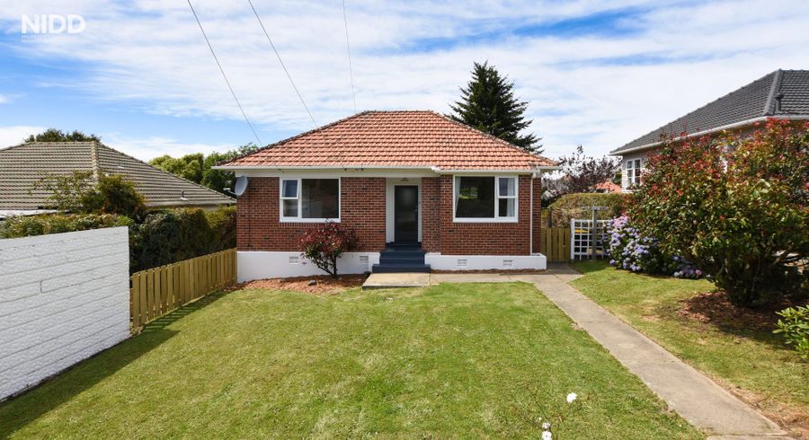  at 8 Holyrood Avenue, Wakari, Dunedin, Otago