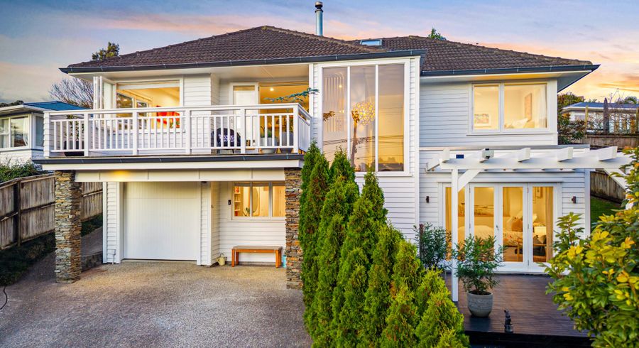  at 70 Selwyn Crescent, Forrest Hill, North Shore City, Auckland