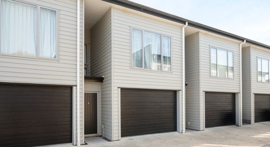  at 2 (A)/113 Knighton Road, Hillcrest, Hamilton, Waikato
