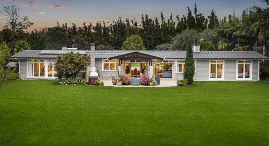  at 152K Parker Road, Oratia, Auckland