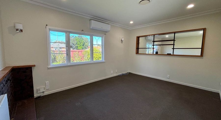  at 28 Manuroa Road, Takanini, Papakura, Auckland