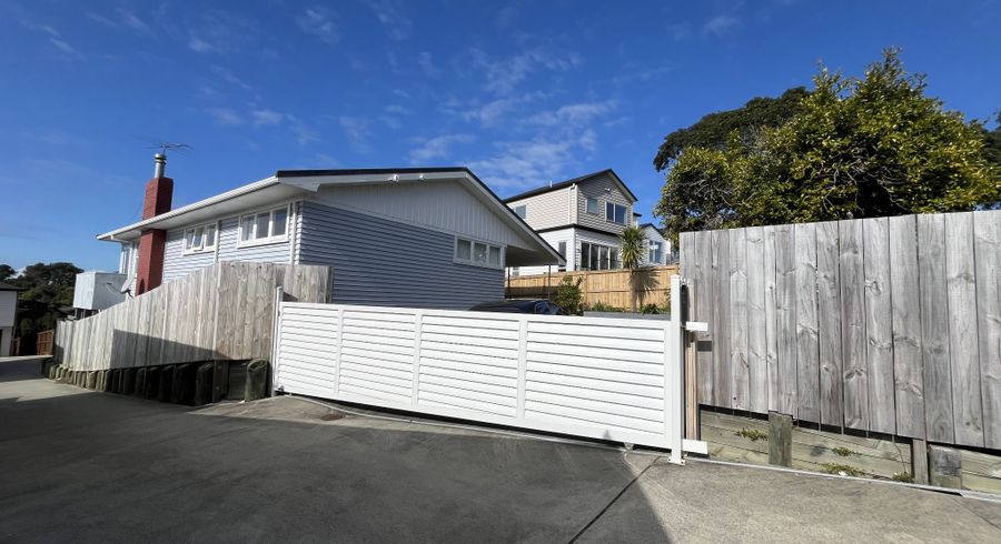  at 1 Clematis Avenue Murrays Bay, Murrays Bay, North Shore City, Auckland