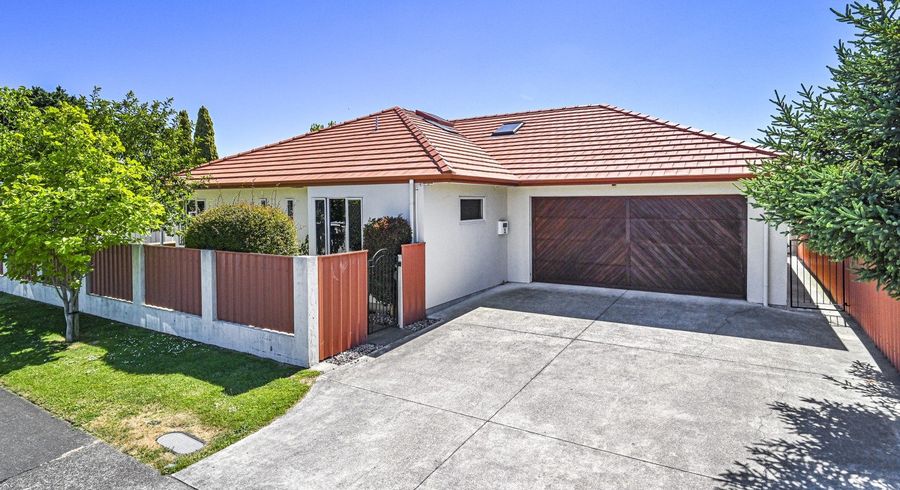  at 408 King Street South, Hastings