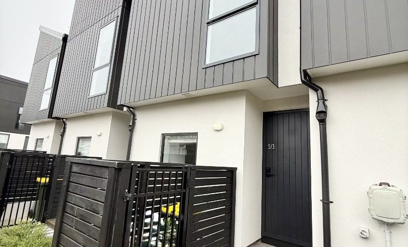  at 5/3 Sladden Street, Naenae, Lower Hutt, Wellington