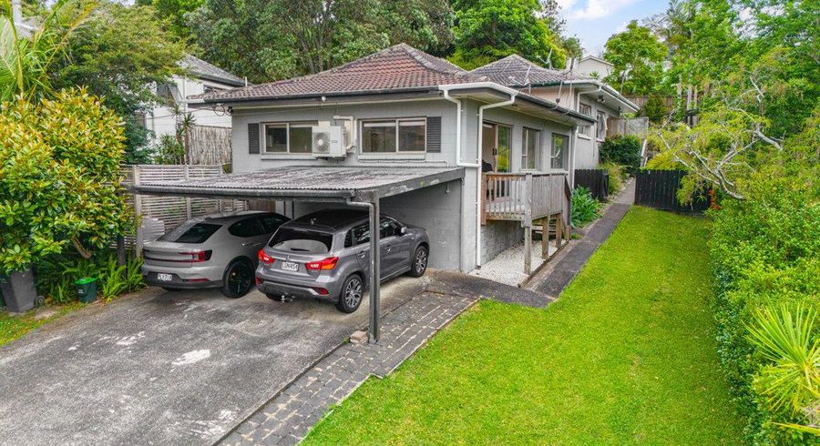  at 1/43 Seaton Road, Murrays Bay, North Shore City, Auckland