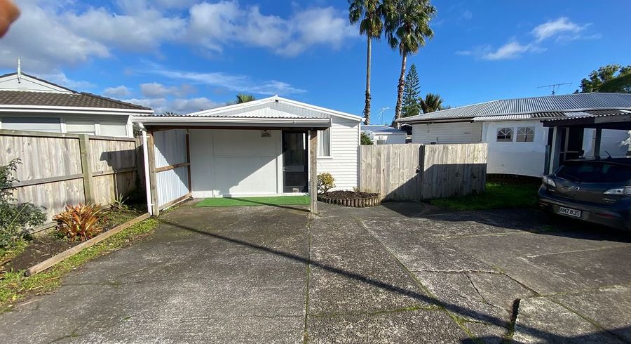  at 51 Captain Scott Road, Glen Eden, Waitakere City, Auckland