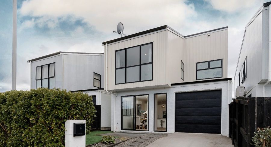  at 4 Command Lane, Papakura, Papakura