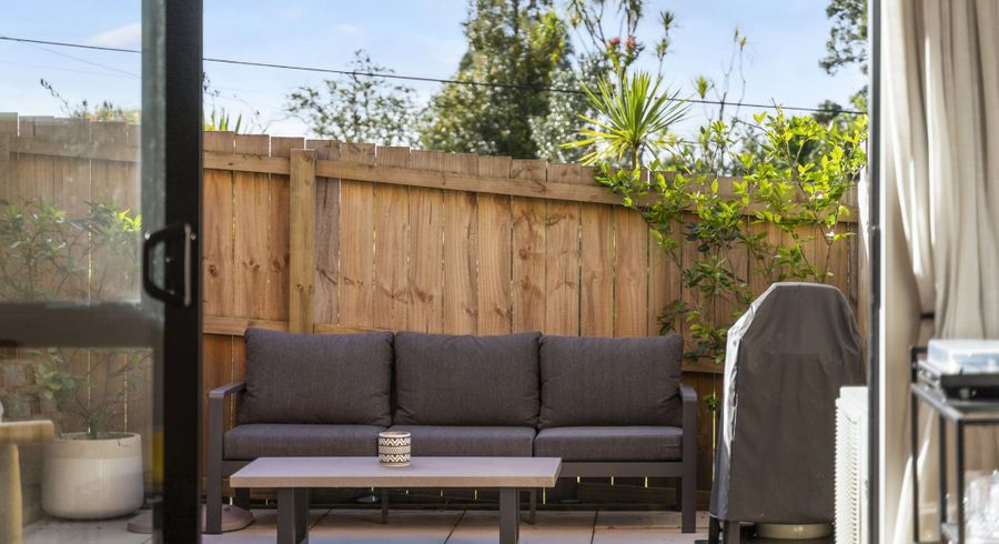  at 5/37 Ambler Avenue, Glen Eden, Waitakere City, Auckland