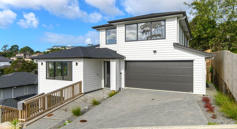  at 4 Korari Way, Unsworth Heights, Auckland