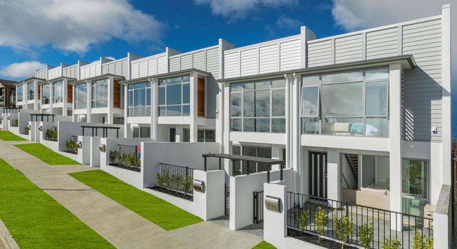  at 8/36 Bankside Road, Silverdale, Silverdale