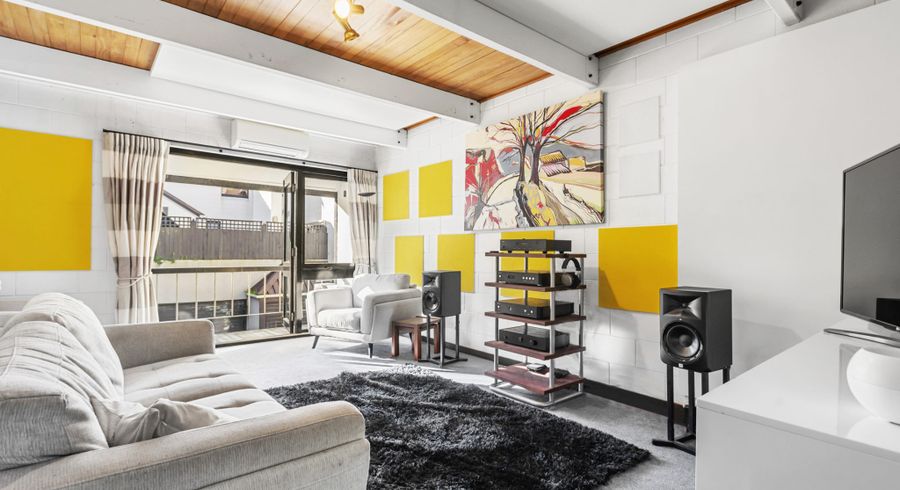  at 14/10 Pitarua Street, Thorndon, Wellington