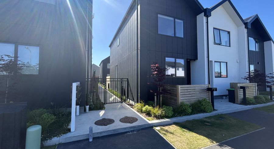  at 1/4 Rotherham Street, Riccarton, Christchurch City, Canterbury