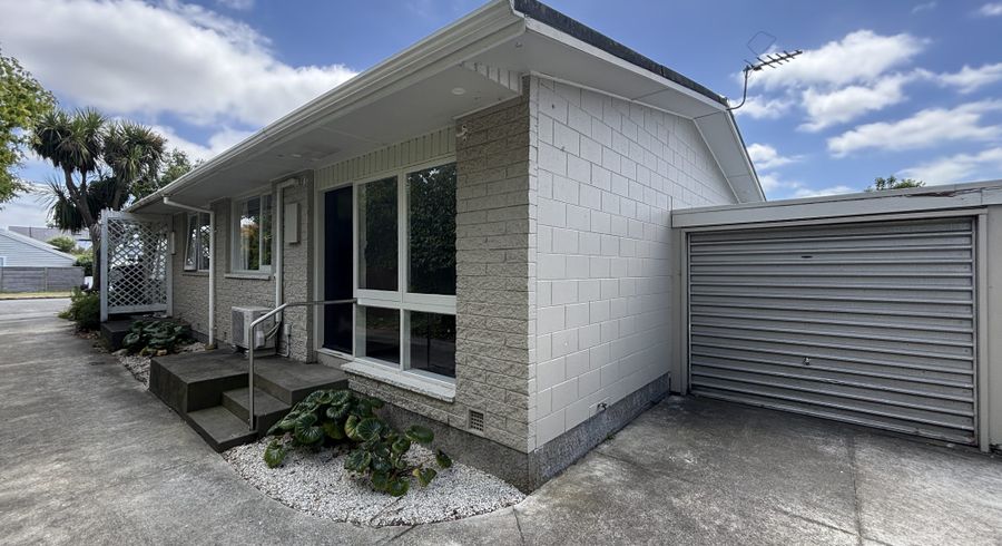  at 2/32 Kinloch Street, St Albans, Christchurch