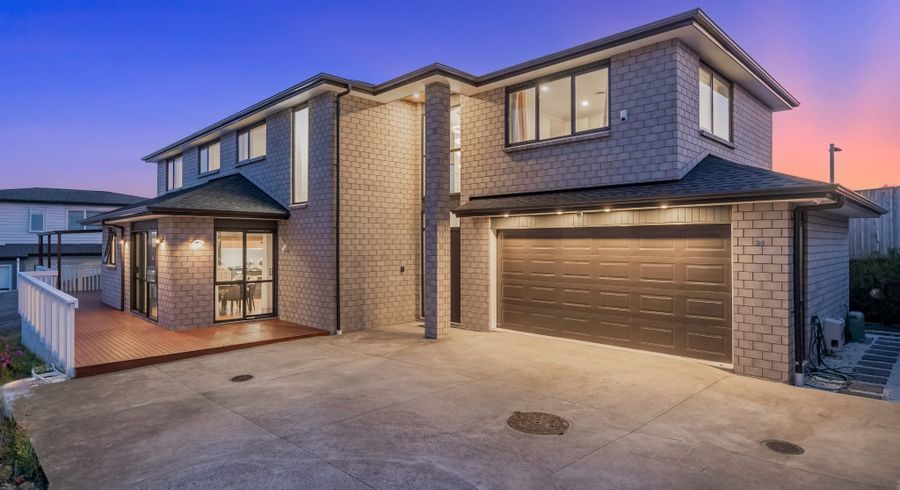  at 24 Colliston Rise, Pinehill, Auckland