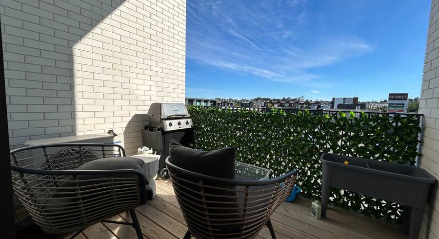  at 8/2 Pohatu Lane, Stonefields, Auckland City, Auckland