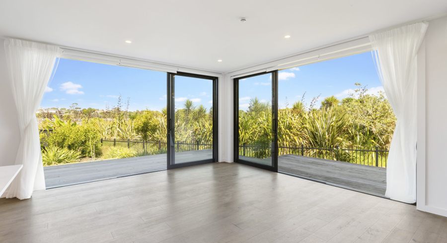  at 7/98-100 Walker Road, Point Chevalier, Auckland City, Auckland
