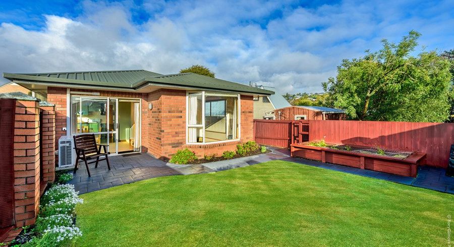  at 2/20 Riverview Street, Beckenham, Christchurch City, Canterbury