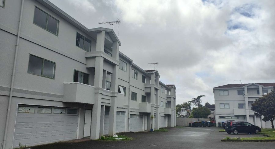  at 14/1A Harrison Road, Mount Wellington, Auckland City, Auckland