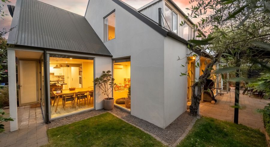  at 1 Kaputone Place, Belfast, Christchurch