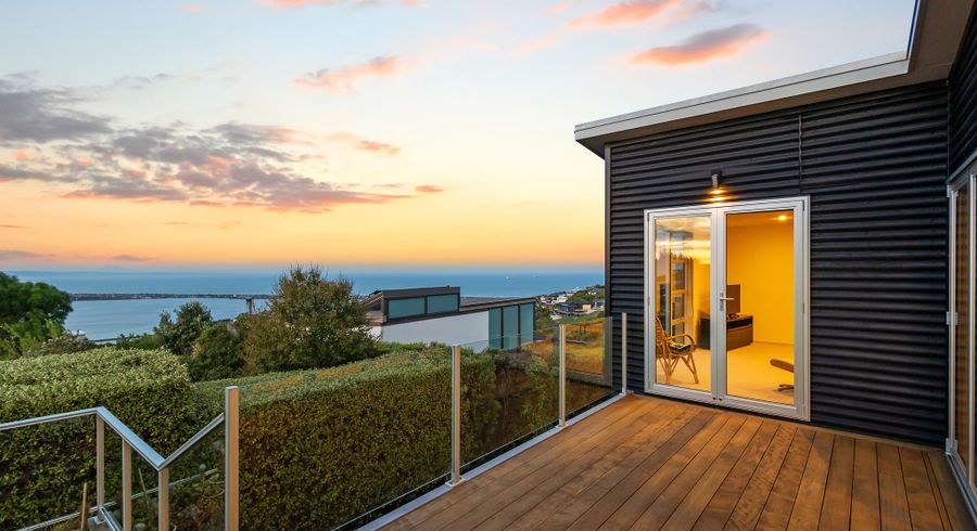  at 5 Craigieburn Lane, Mount Pleasant, Christchurch City, Canterbury