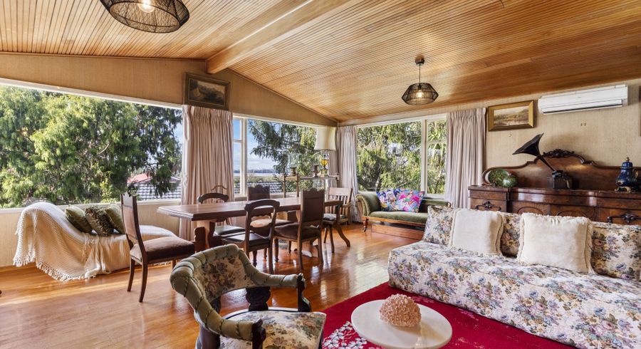  at 1 Bridge Avenue, Te Atatu South, Auckland