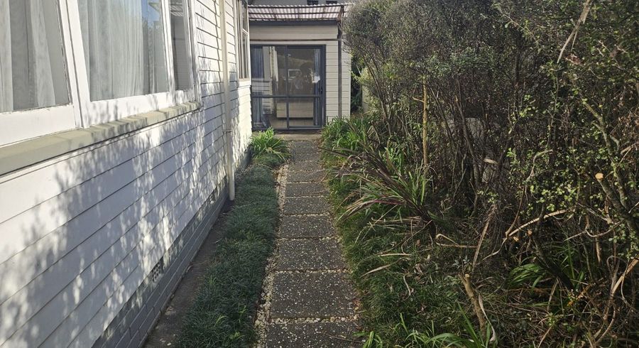  at 9B Mahon Place, Papatoetoe, Manukau City, Auckland