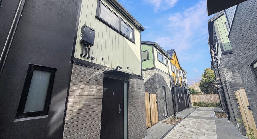 at 5/6 Victoria Street, Ebdentown, Upper Hutt