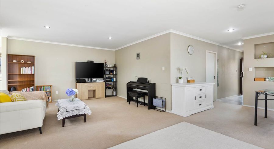  at 131 Fernhill Way, Albany, North Shore City, Auckland
