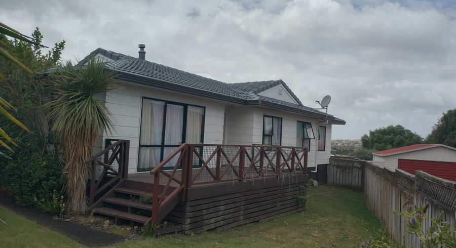  at 11 Sandgate Ave, Botany Downs, Manukau City, Auckland