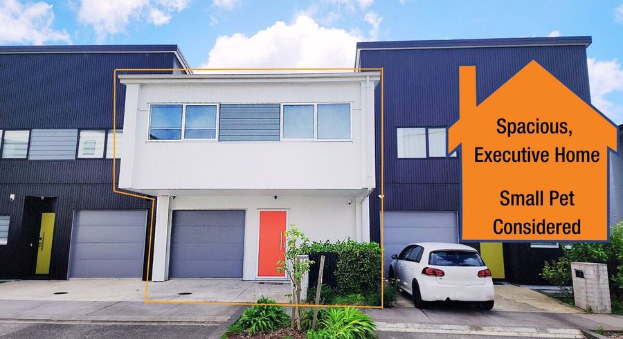  at 32 Marine Parade, Hobsonville, Waitakere City, Auckland