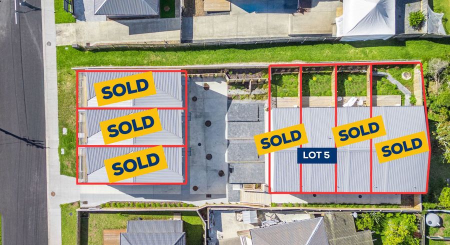  at 5/51 Sylvan Crescent, Te Atatu South, Waitakere City, Auckland