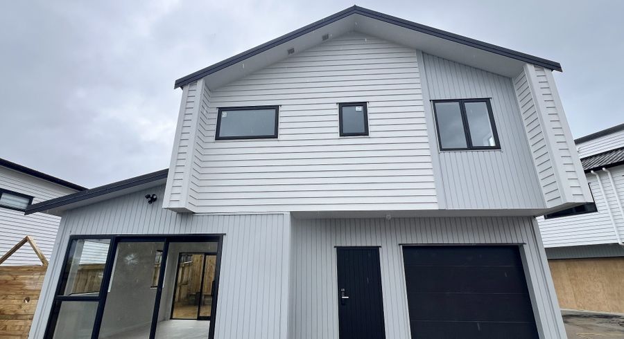  at 105A Bond Cr, Forrest Hill, North Shore City, Auckland