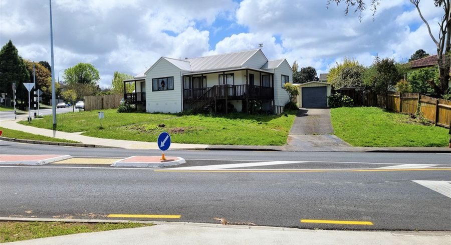  at 2 West Harbour Drive, West Harbour, Auckland