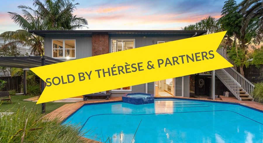  at 25 Montana Avenue, Murrays Bay, Auckland