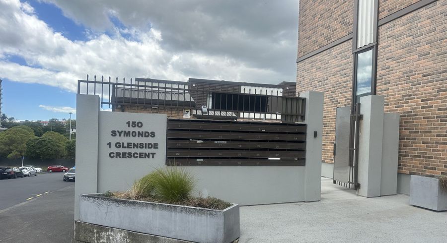  at 3/1 Glenside Crescent, Grafton, Auckland City, Auckland