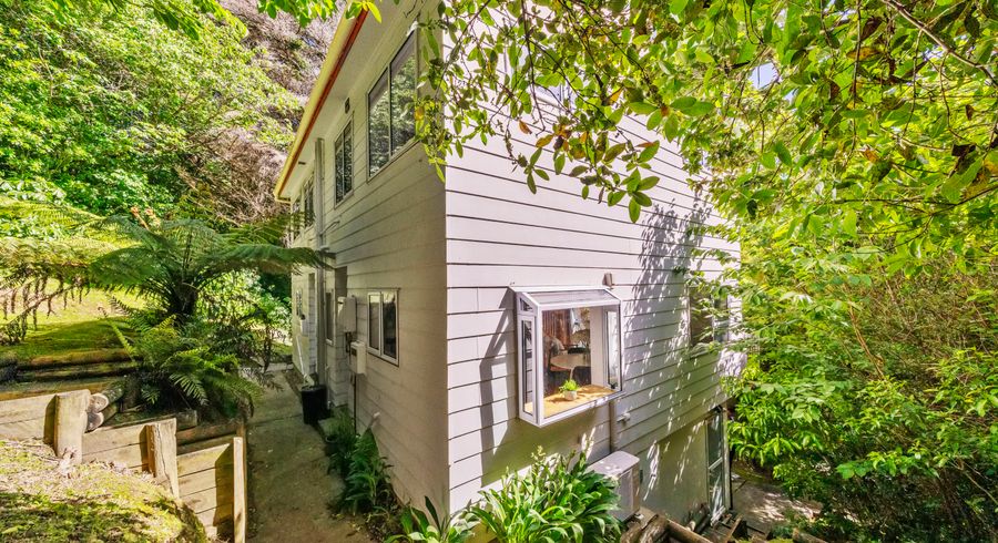  at 113E South Karori Road, Karori, Wellington