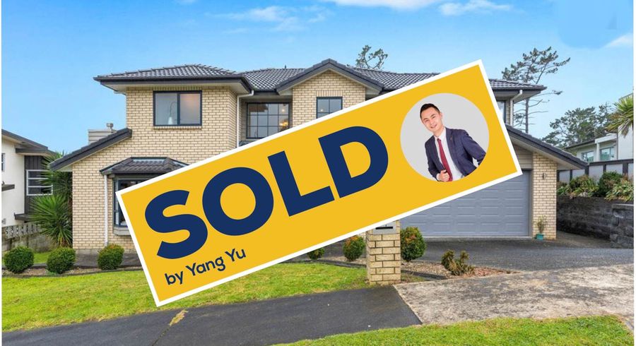  at 11 Aberley Road, Schnapper Rock, Auckland