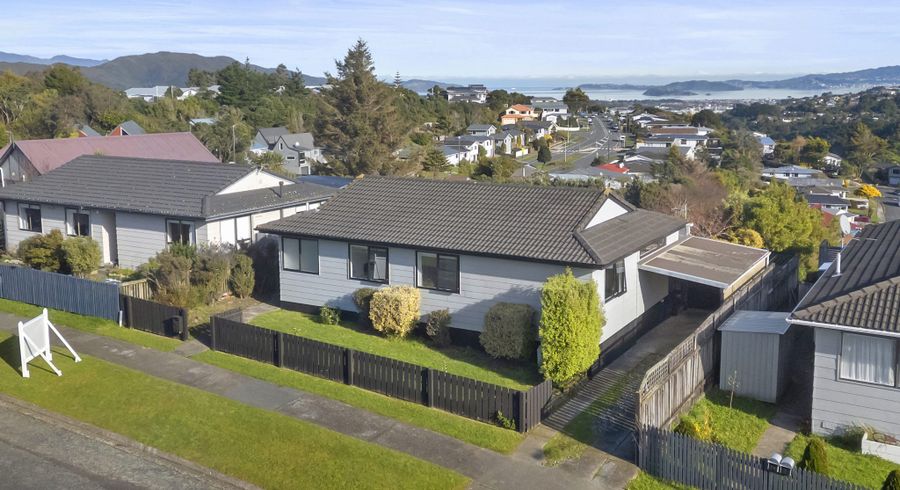  at 5 Waipounamu Drive, Kelson, Lower Hutt, Wellington