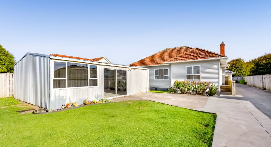  at 33 Upjohn Street, Brooklands, New Plymouth, Taranaki